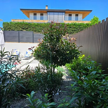 Villa Felicity, Private Pool With Heating And Salt Water Lozenets