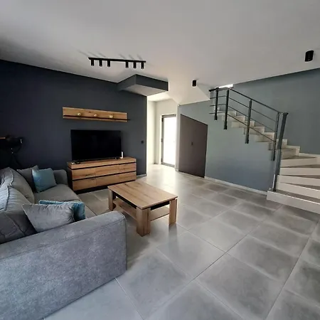 Felicity, Private Pool With Heating And Salt Water * Lozenets