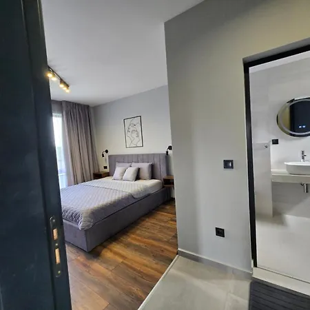 Villa Felicity, Private Pool With Heating And Salt Water