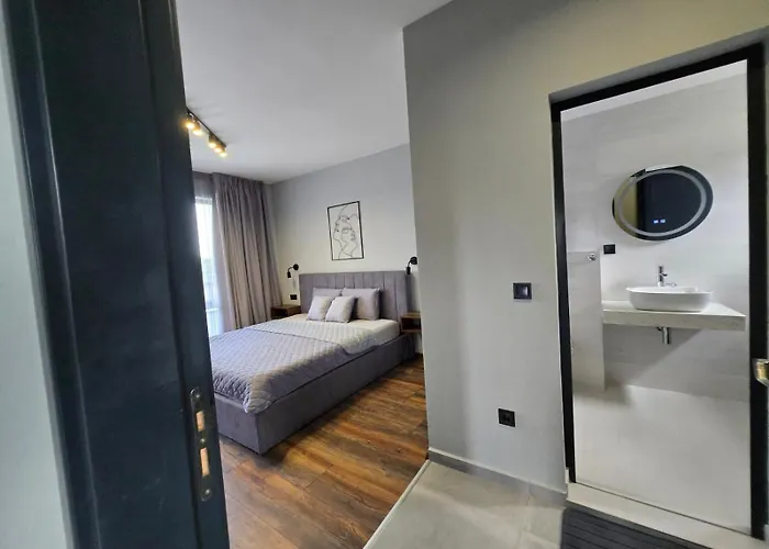 Villa Felicity, Private Pool With Heating And Salt Water